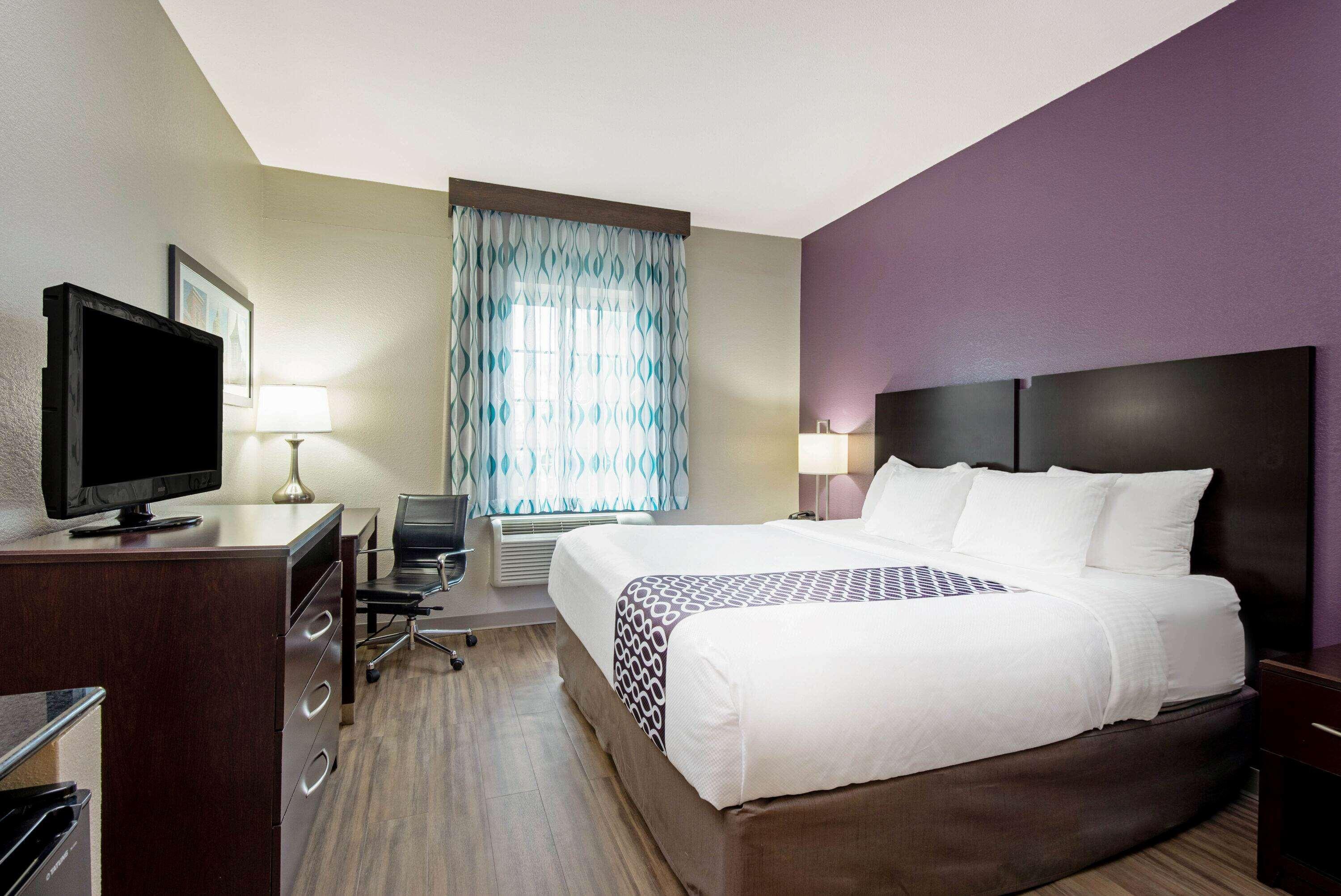 La Quinta By Wyndham New Cumberland - Harrisburg Hotel Exterior photo
