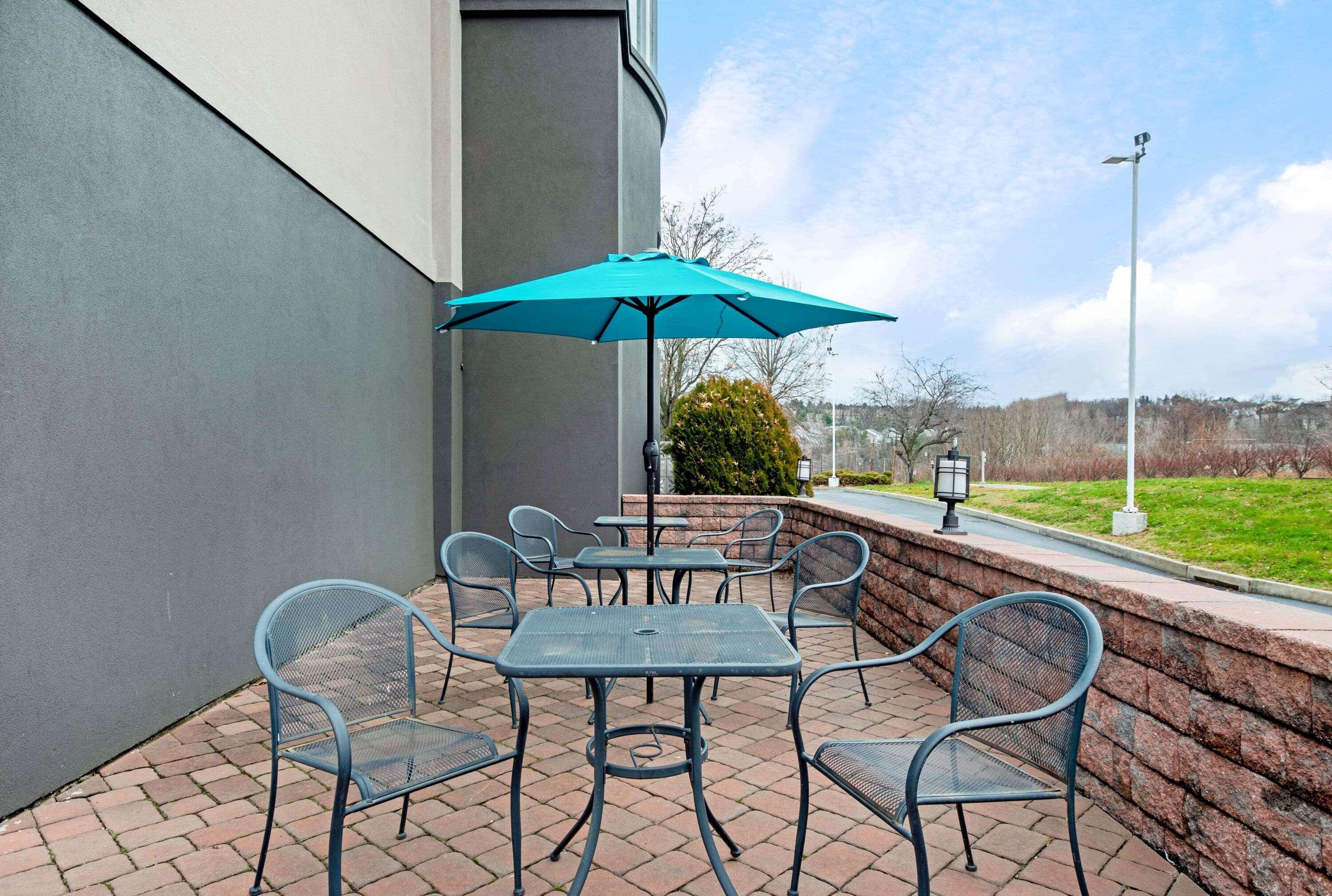 La Quinta By Wyndham New Cumberland - Harrisburg Hotel Exterior photo
