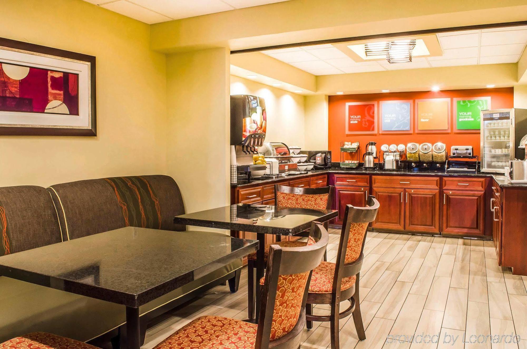 La Quinta By Wyndham New Cumberland - Harrisburg Hotel Exterior photo